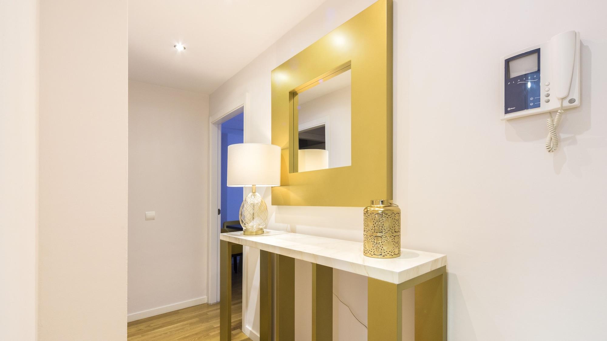 Lh Gran Via Selection Apartment Madrid Exterior photo